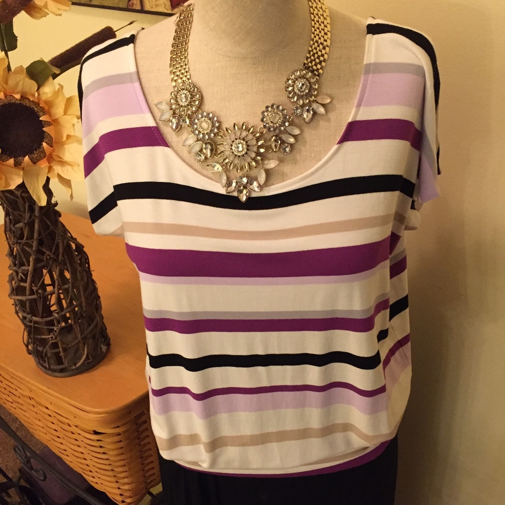 White House Black Market Top